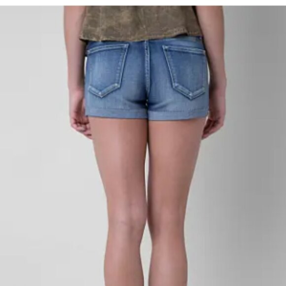 4 for $40 SALE! KanCan High Rise Stretch Denim Shorts, Medium Wash, Size L - Picture 2 of 11